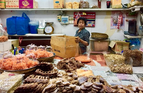 ร้านป้าต้อย 